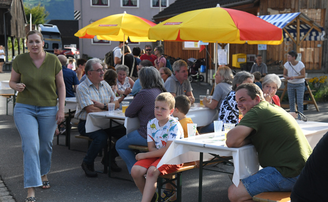 Gesellige Stunden am Gasenzlerfäscht