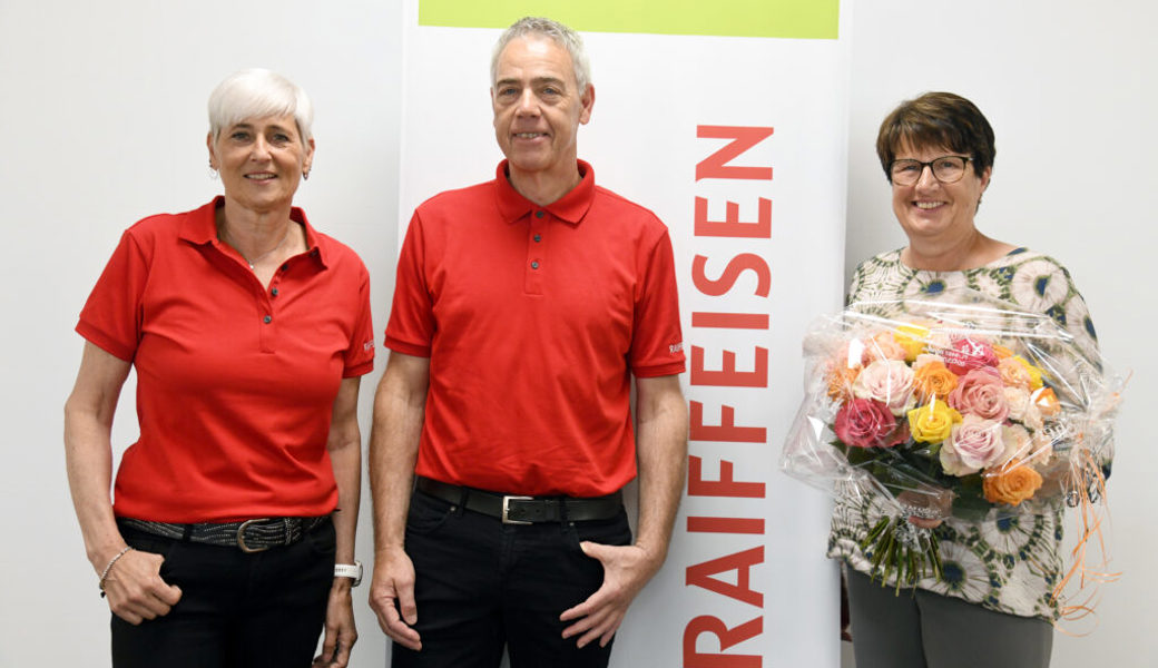  Bankleiterin Monika Göldi und VR-Präsident Martin Ammann haben Verwaltungsrätin Lilly Müller (rechts) verabschiedet. 