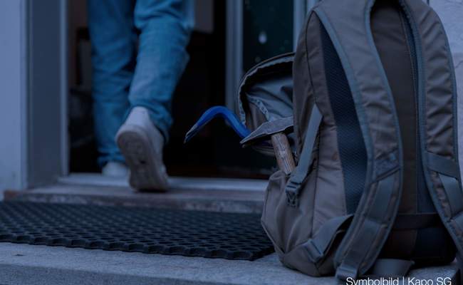 BMW aus Autogarage gestohlen – Täter sprachen französisch