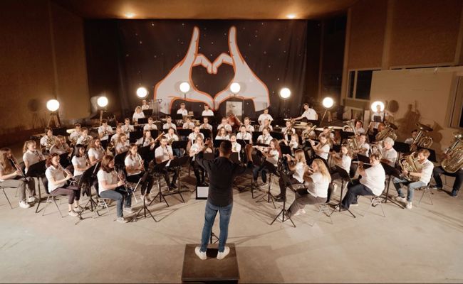 Wanderweg trifft Blasmusik: So klingt die Schweiz auf 390 Kilometern