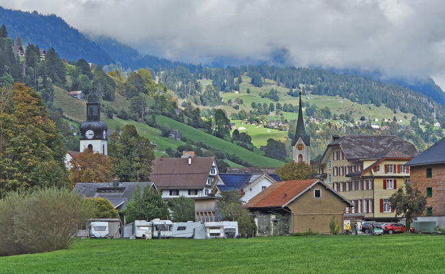 «Schweizerhof»-Camping braucht eine Bewilligung