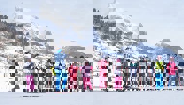 Premieren für Kinder im Langlauf dank dem «Dario Cologna Fun Parcours»