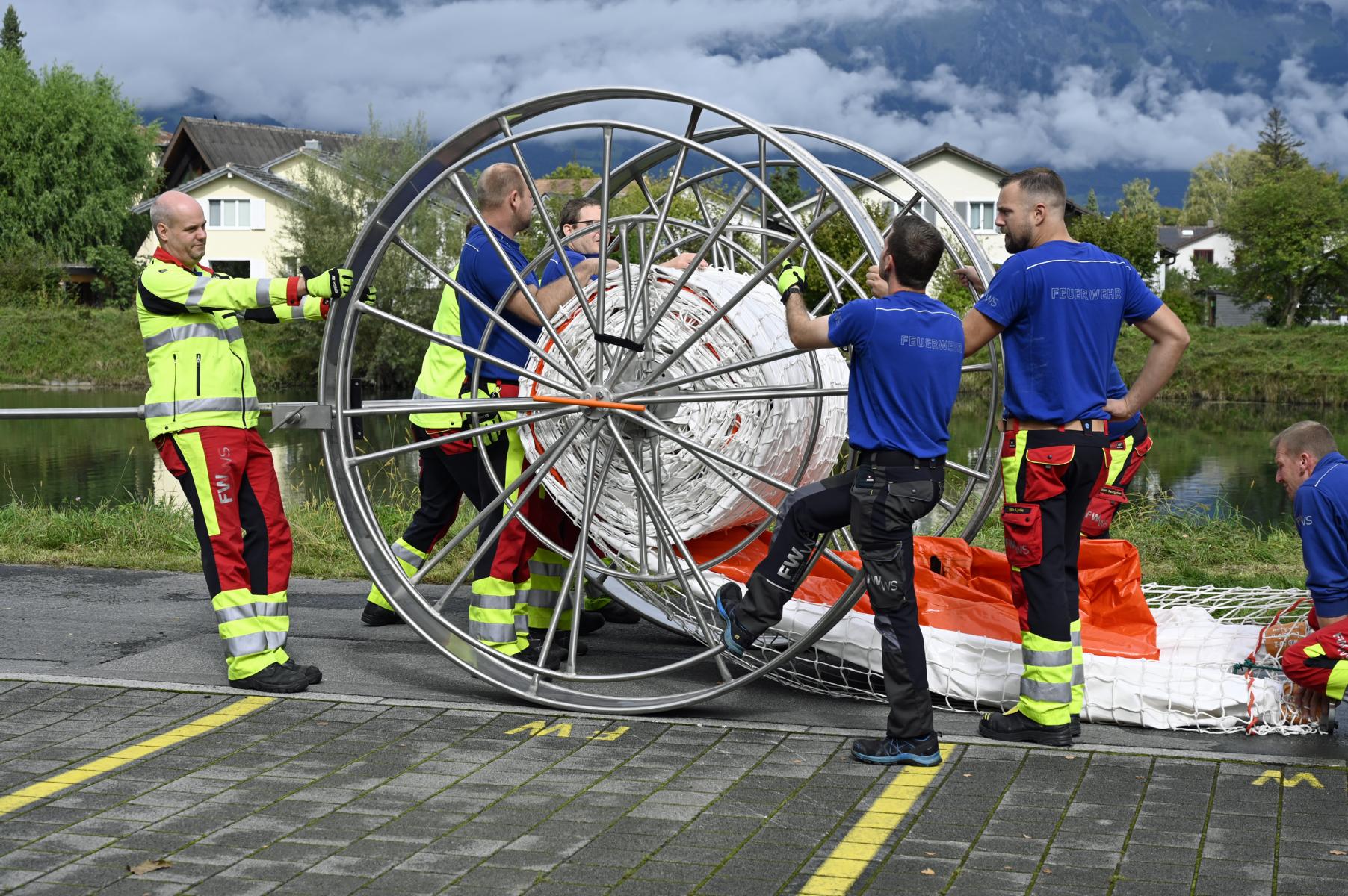 Ein aufmerksames Geschenk: Hochwasserschutz aus dem Container