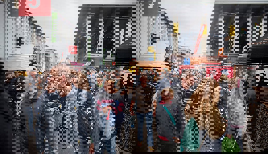 Jährlich schlendern Hunderttausende Besucherinnen und Besucher durch das Messegelände. 