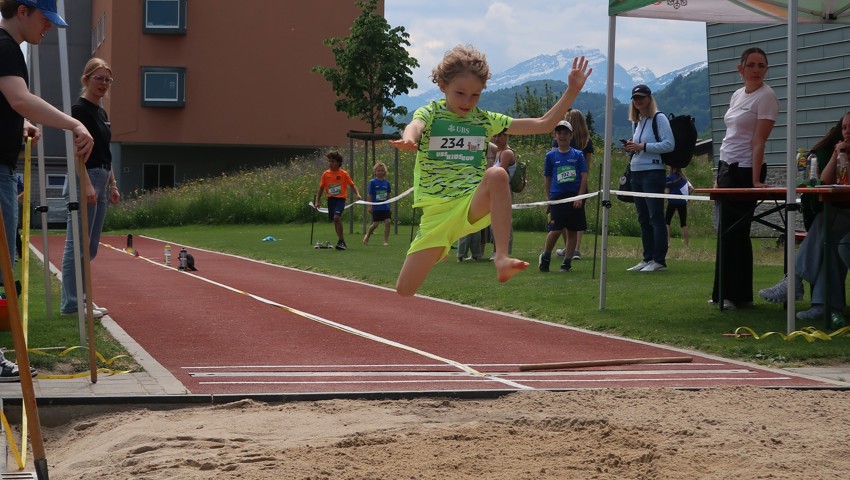 Der Nachwuchs zeigte am UBS Kids Cup weite Sätze.