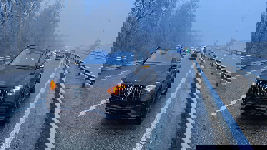 Ein Fahrstreifen musste  gesperrt werden.