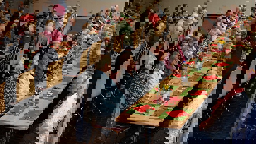  Mittagstisch in Grabs. 