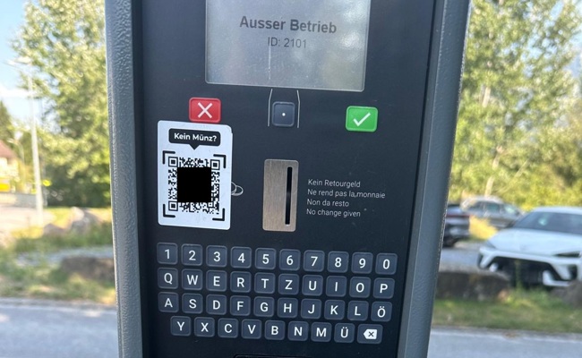 Landespolizei warnt vor manipulierten QR-Codes an Parkuhren