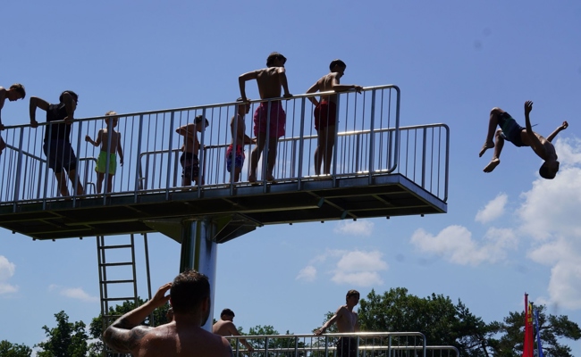 Sommer, Sonne, Schnappschuss? So steht es ums Fotografieren in Badis