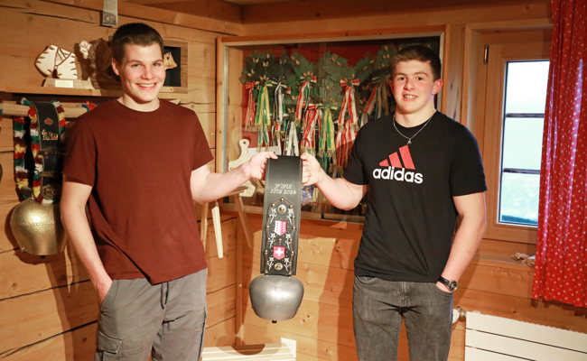 Zwei Jugendliche aus Grabserberg erreichen am Verbandsschwingfest das nächste Level