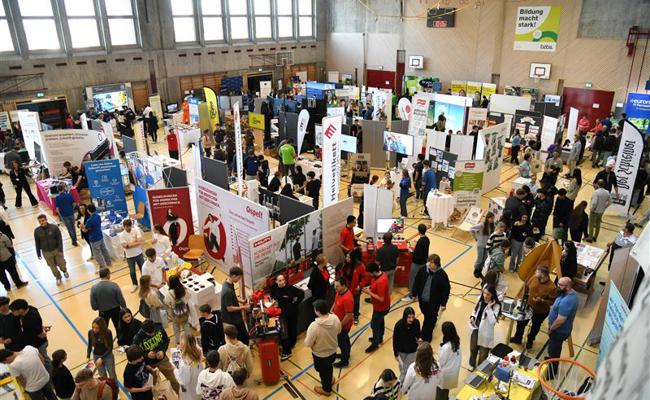 «Lehre statt Leere»: Eine wichtige Hilfe bei der Berufswahl