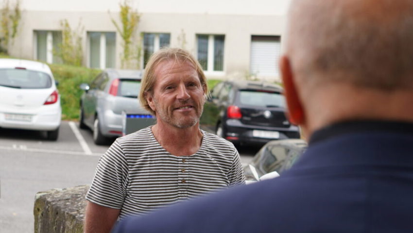  Werner Eggenberger wurde für sein Engagement mit einem Geschenk belohnt.