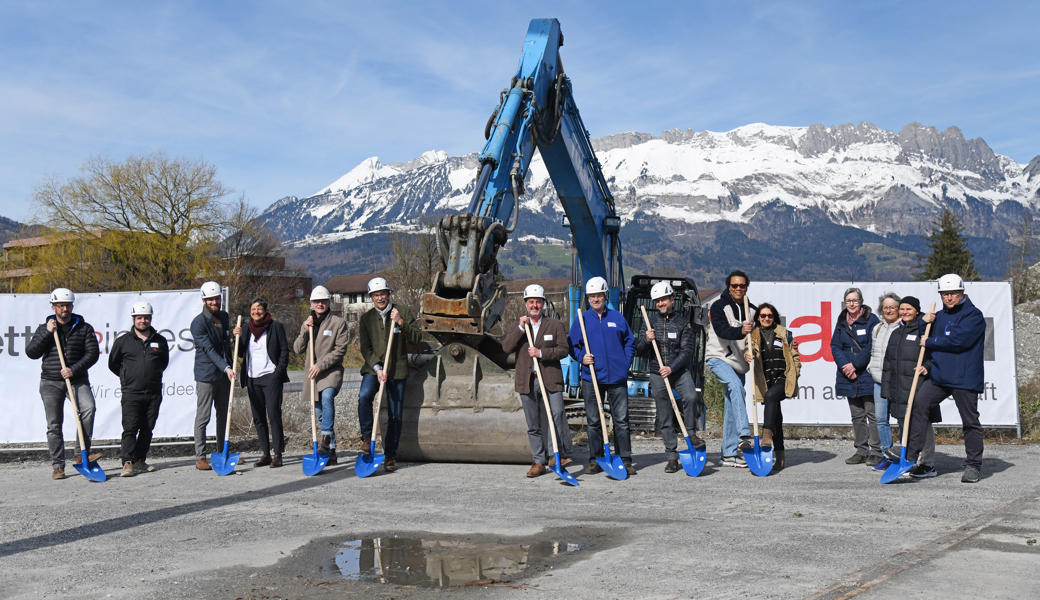 Am Donnerstag erfolgte der Spatenstich für die erste Etappe der Wohnüberbauung Rheincity.