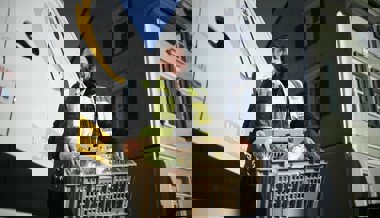 «Manchmal rufen verzweifelte Familienväter an»: Unterwegs mit der Schweizer Tafel Ostschweiz