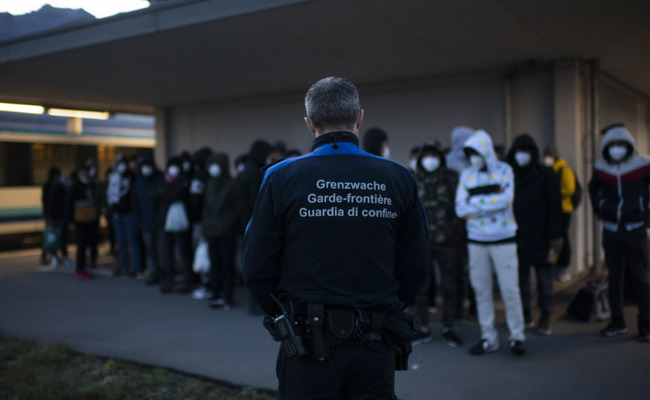 SVP fordert im Rheintal Grenzkontrollen wie früher