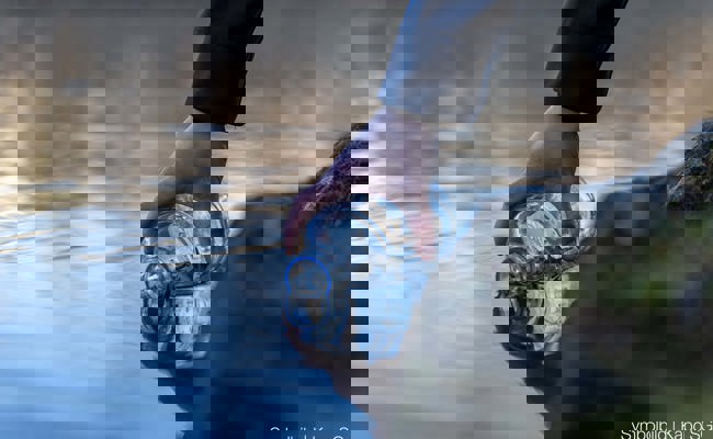 Schlauch geplatzt: Öl läuft in Regenwasserschacht