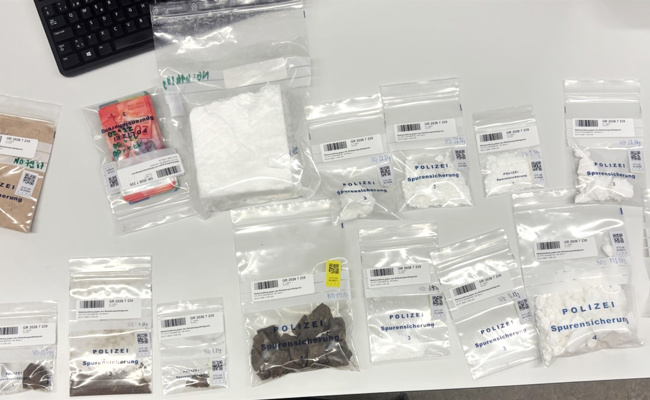 Über 1,5 Kilo Drogen gefunden – Polizei schnappt mutmassliche Dealer