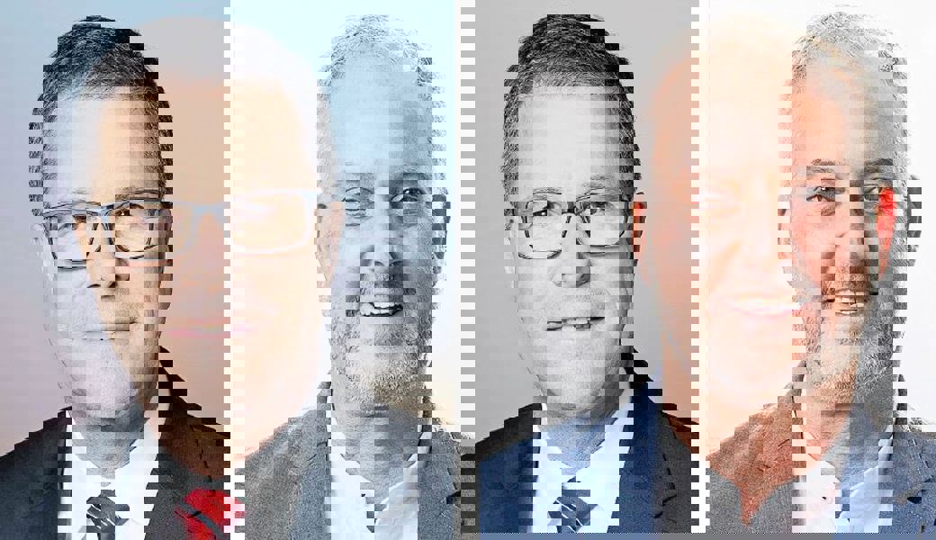  Bei gemeinsamen Treffen führt Stadtpräsident Daniel Gut (links) seinen Nachfolger Rolf Pfeiffer in die wichtigsten Geschäfte ein. Bilder: PD