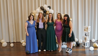 25 neue Pflegefachkräfte erhielten das Diplom der Höheren Fachschule