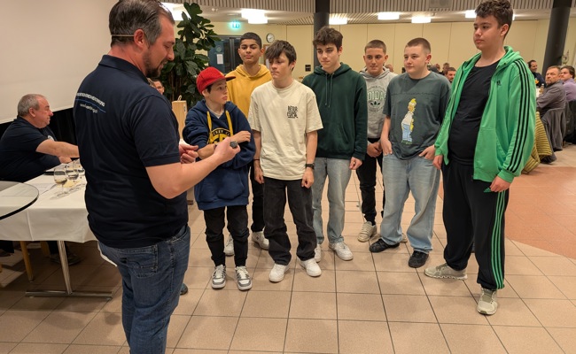 Zwölf neue Jungfischer begrüsst