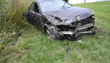 Bei Selbstunfall lebensbedrohlich verletzt – ein grosser Stau war die Folge