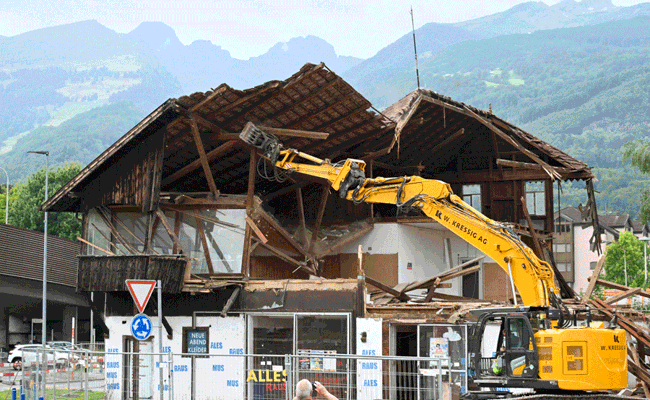Staubiger Startschuss für «Chez Fritz»-Hochhaus: Jetzt geht's los