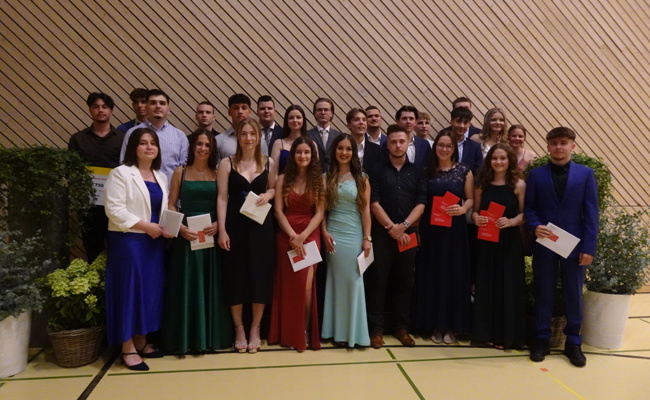 Kaufleute haben solides Fundament für Zukunft gebaut