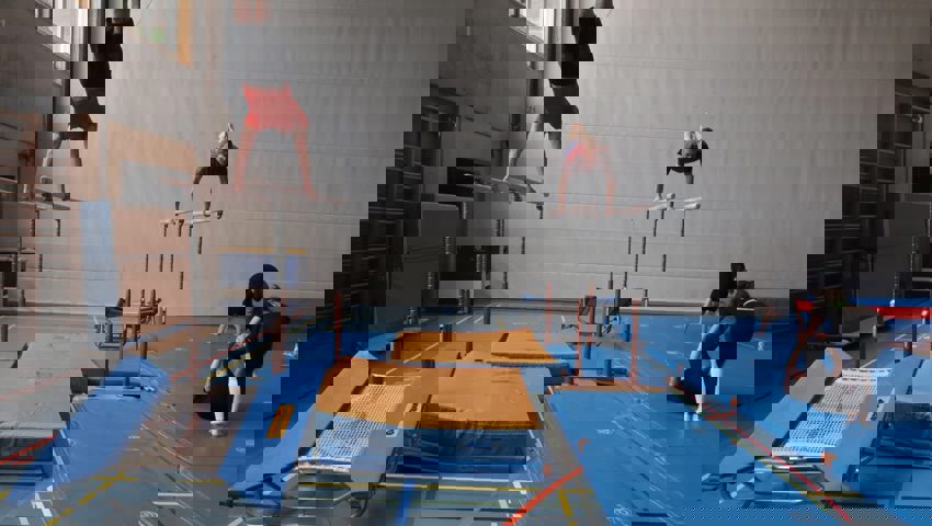  Im Geräteturnen wurden fleissig neue Elemente erprobt und geübt. 