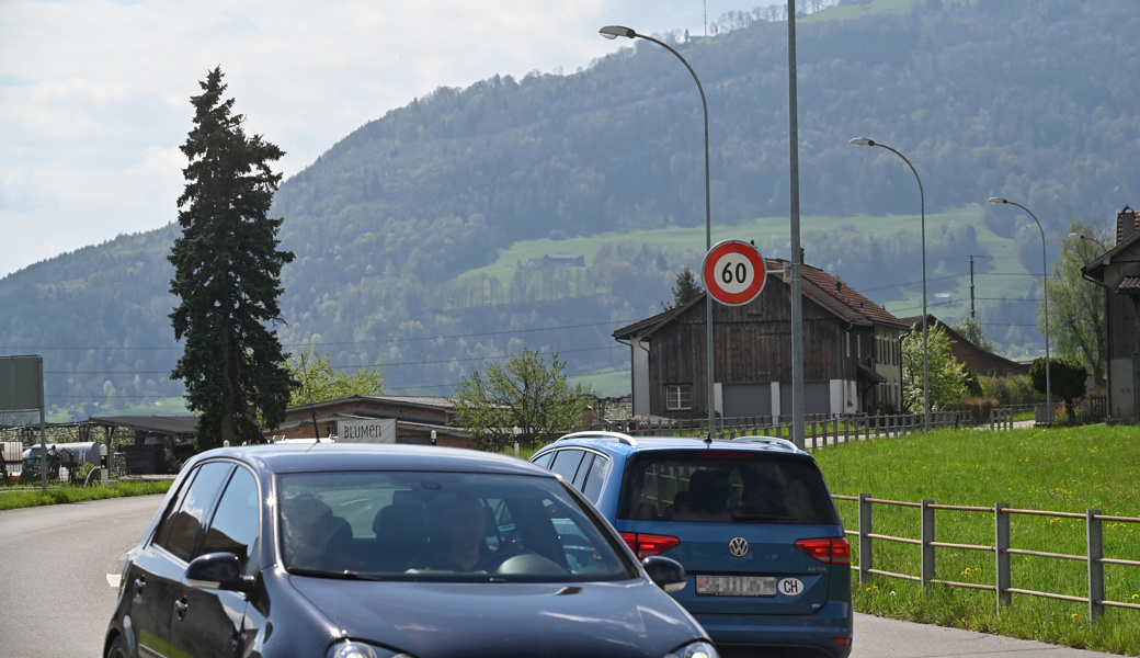 Für nur ein Dezibel müssen Tausende langsamer fahren