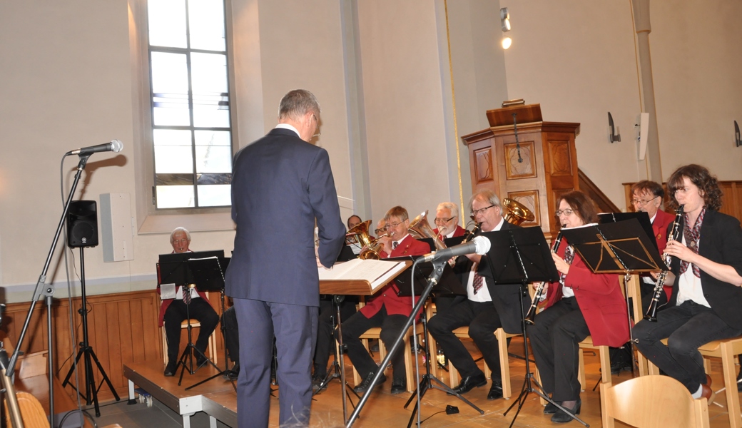 Die Musikgesellschaft Oberschan bei ihrem Auftritt in der Kirche Gretschins.
