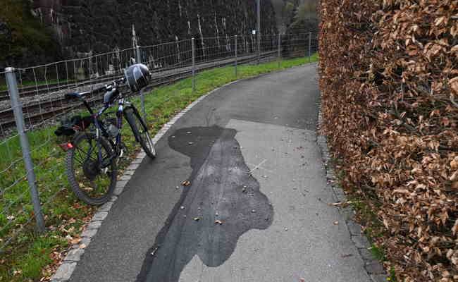 19-Jähriger fährt mit selbstgebautem Mofa ein Kind an