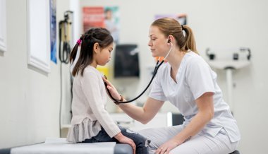 Kinderarzt kritisiert Behörden: «Ohne ausländische Ärzte wären die Spitäler leer»