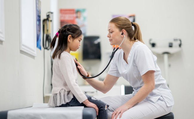 Kinderarzt kritisiert Behörden: «Ohne ausländische Ärzte wären die Spitäler leer»