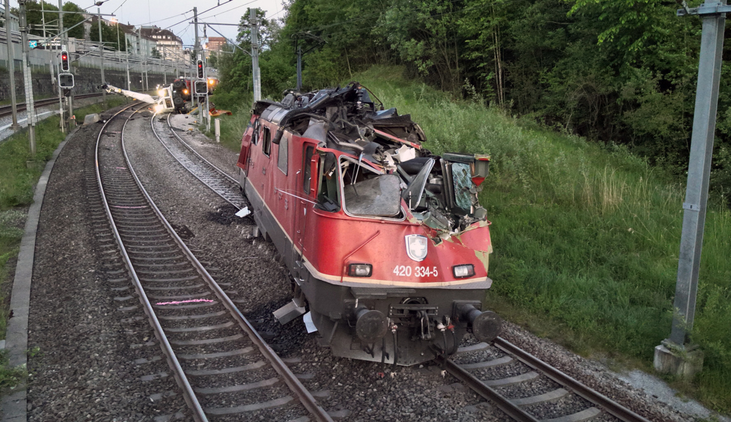Die havarierte Lok ausgangs St.Gallen.