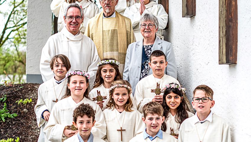Die Erstkommunikantinnen und Erstkommunikanten aus Sennwald. 