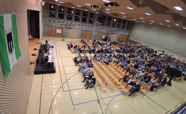 Ein kleiner Krimi an der Bürgerversammlung: Die Stadt soll eine Schuldenbremse erhalten