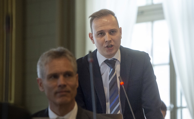 Mehr Mitsprache: Asylverordnung überarbeiten