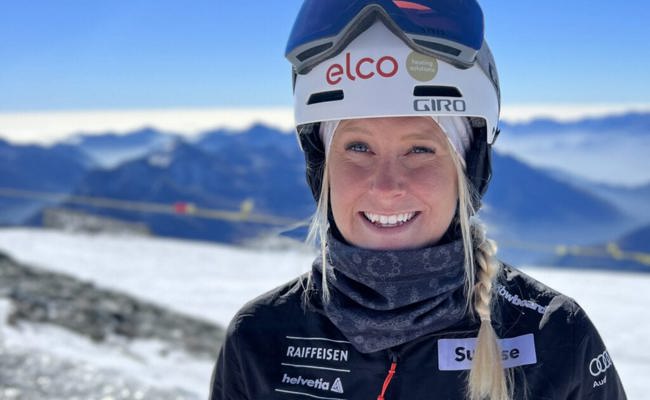 Snowboarderin Julie Zogg fährt im Teambewerb aufs Siegertreppchen