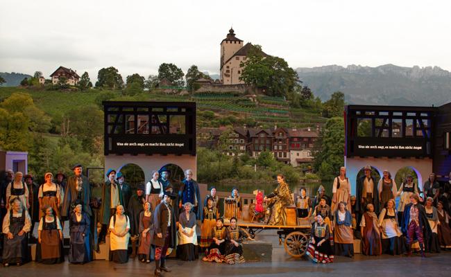 Wenn am Werdenbergersee die Maske fällt: eine begeisternde Premiere