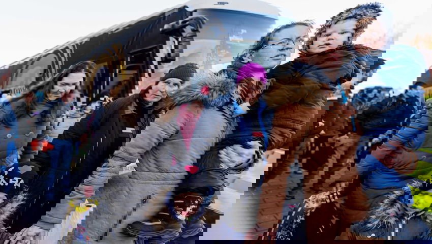  Auf der Flucht: Vor allem Frauen und Kinder verlassen derzeit die Ukraine. 