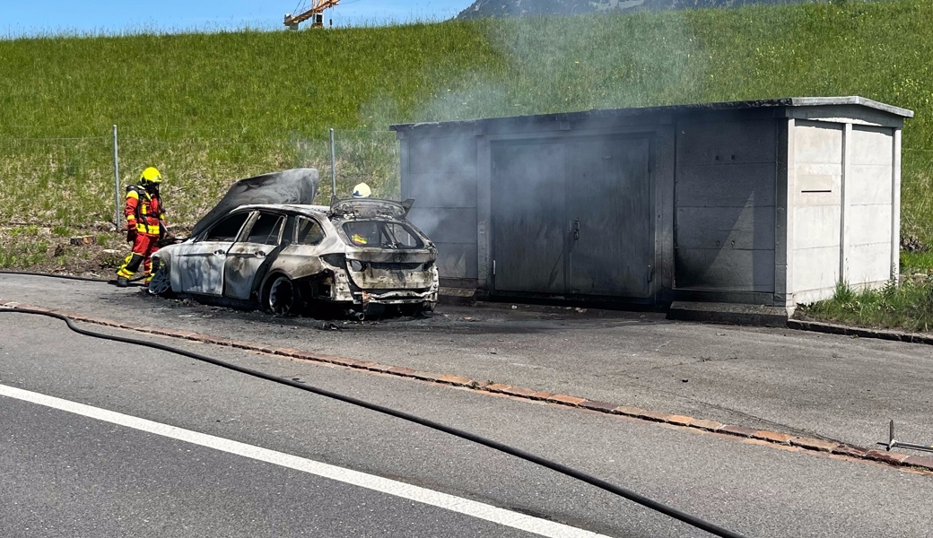  Der Sachschaden, den der Autobrand verursacht hat, beläuft sich auf rund 16'000 Franken. 