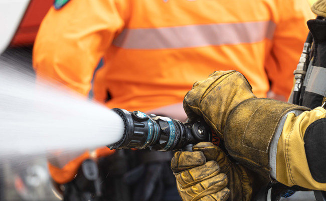 Brand möglicherweise durch Kerze ausgelöst