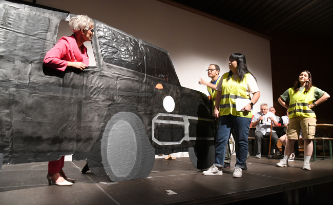 Sapperlott: Die EKM-Theatergruppe sucht nach Spuren der Hoffnung