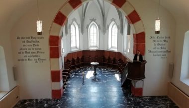 Grosse Freude über die renovierte Kirche beim ersten Sonntagsgottesdienst