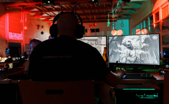 «Persönlicher Kontakt ist uns wichtig»: Darum verbringen Game-Fans drei Nächte in einer Halle