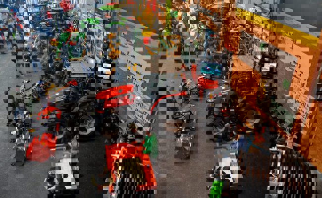 Die erste Landtechnikmesse in der Markthalle fand grossen Anklang beim Publikum