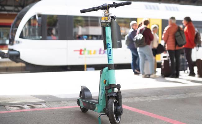 Vom Zug aufs E-Trottinett umsteigen