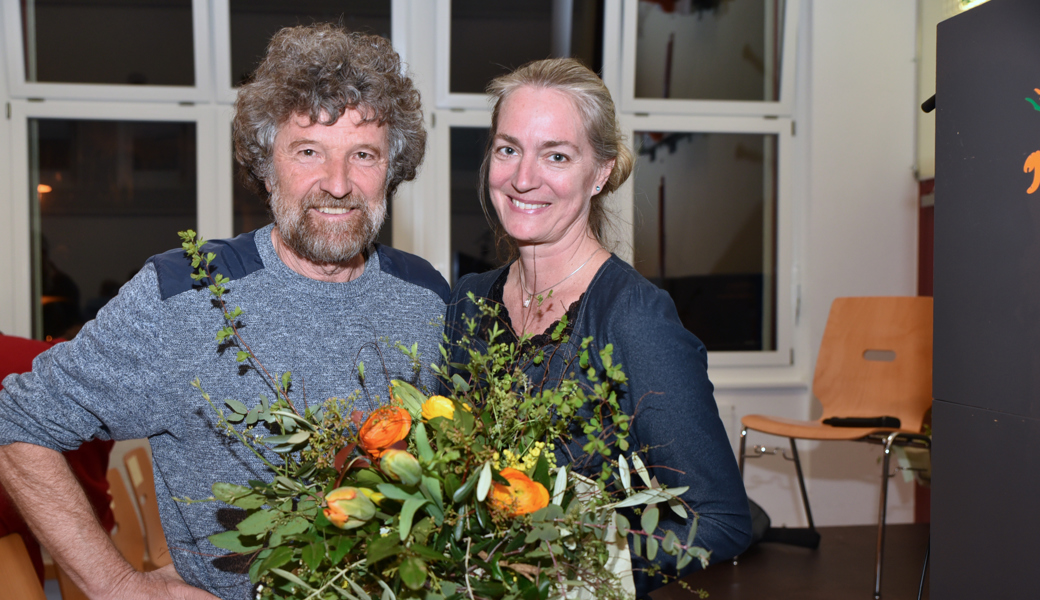 stammen fast alle der 107 Fotografien, viele davon von Schlossmedialen. 