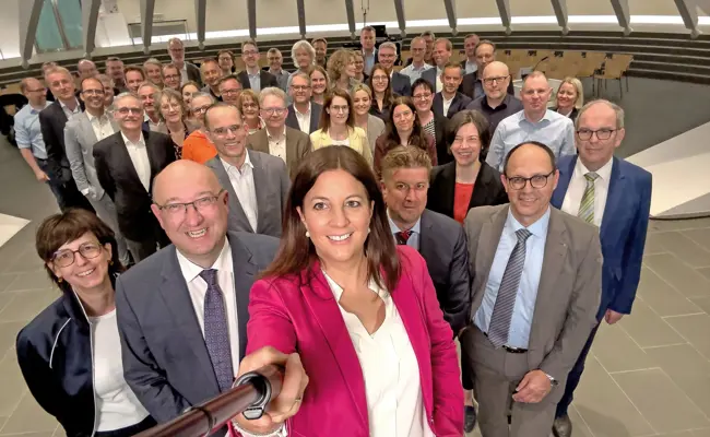Die Regierungspräsidentin und der Selfiestick der Macht