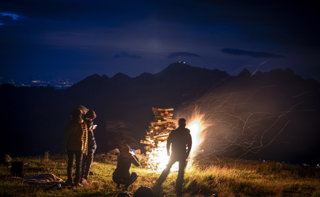 Höhenfeuer auf den Churfirsten gezündet